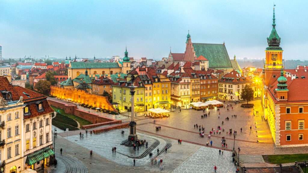 how to comply with the e-invoicing mandate in Poland with Tradeshift